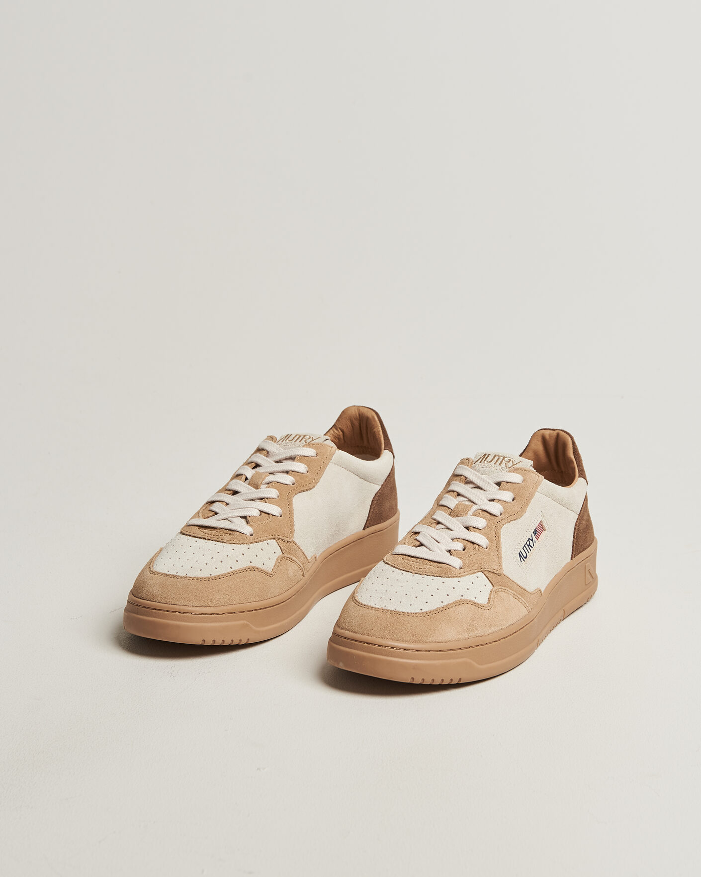 Homme | Baskets | Autry | Medalist Low Suede Mix Sneaker Tundra/Egg/Peanut