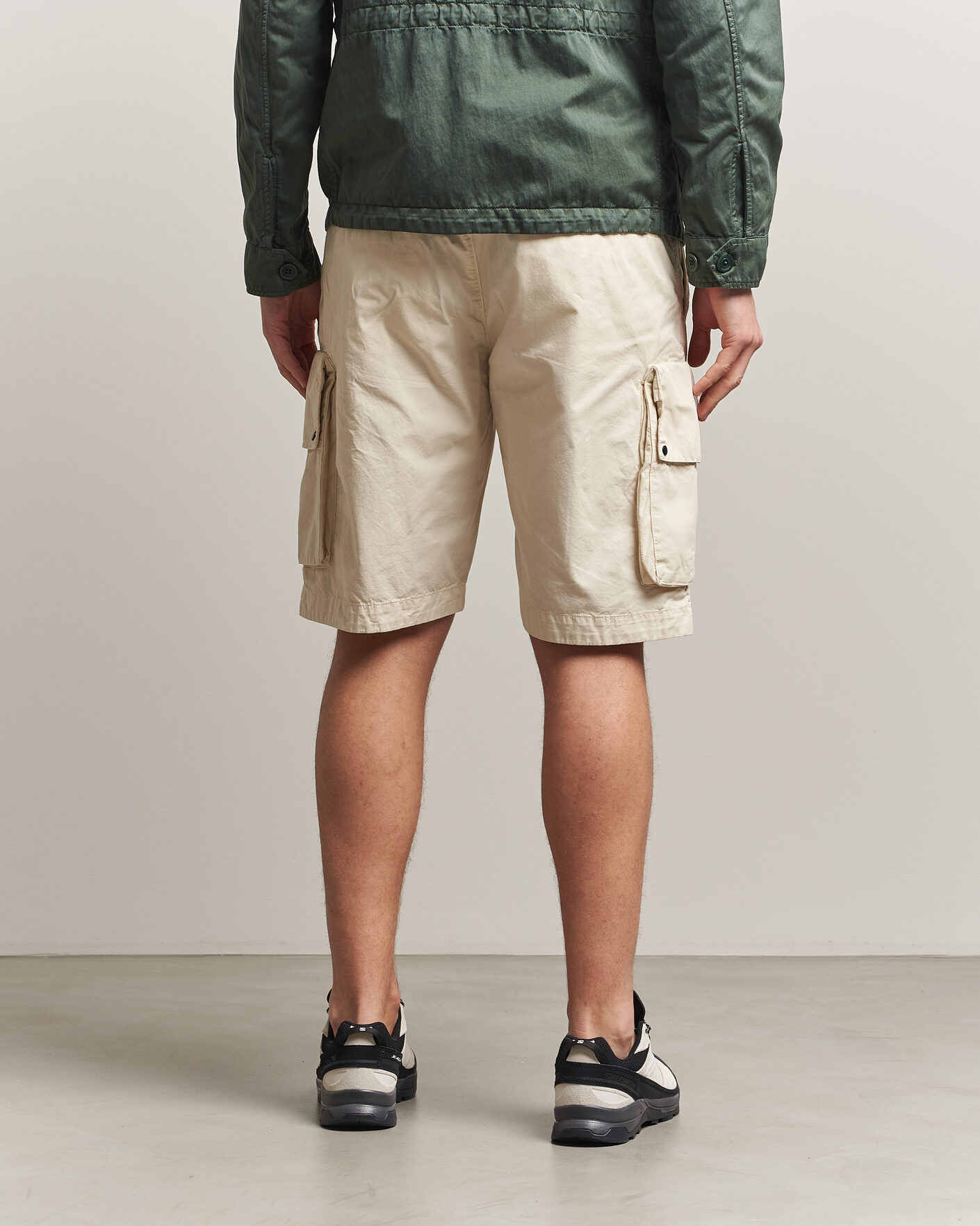 Homme | Shorts | C.P. Company | Cotton Gabardine Cargo Shorts Cream