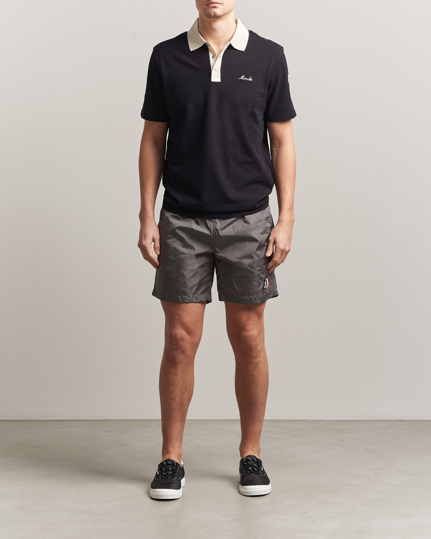 Homme | Maillots De Bain | Moncler | Tricolore Logo Swim Shorts Grey
