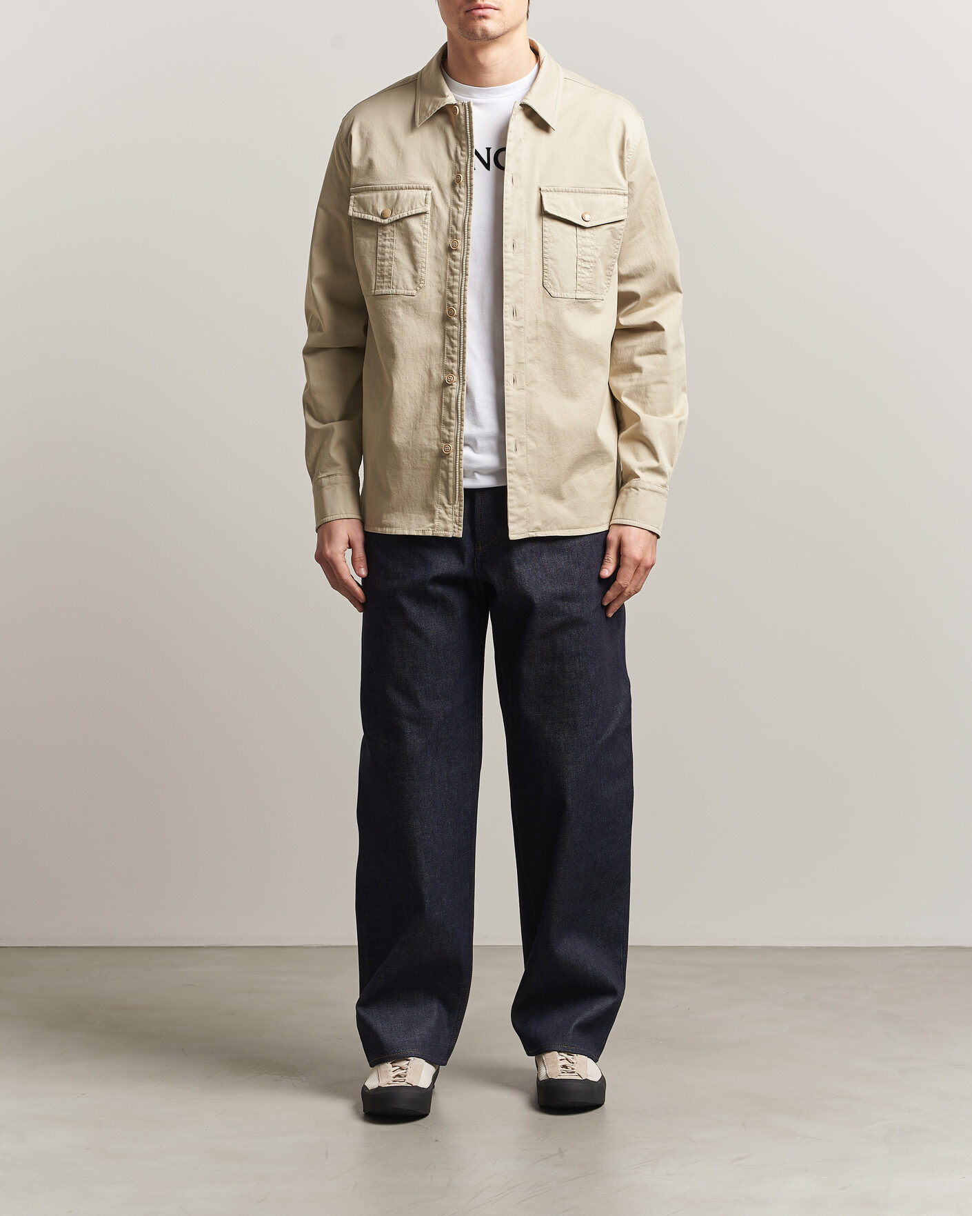 Homme | Chemises | Moncler | Double Pocket Overshirt Beige