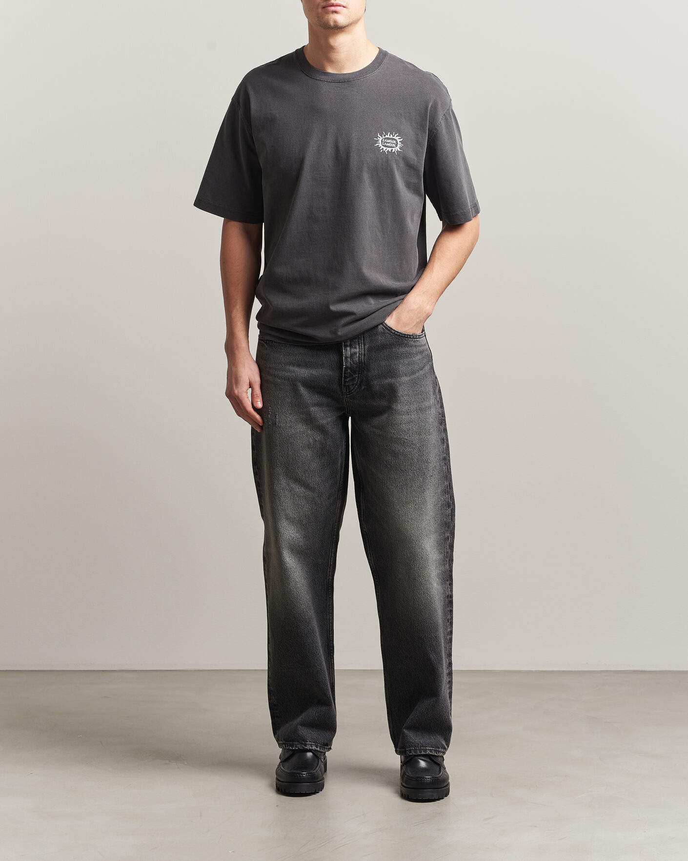 Homme | T-shirts | Samsøe Samsøe | Gergei Printed Crew Neck T-Shirt Washed Black