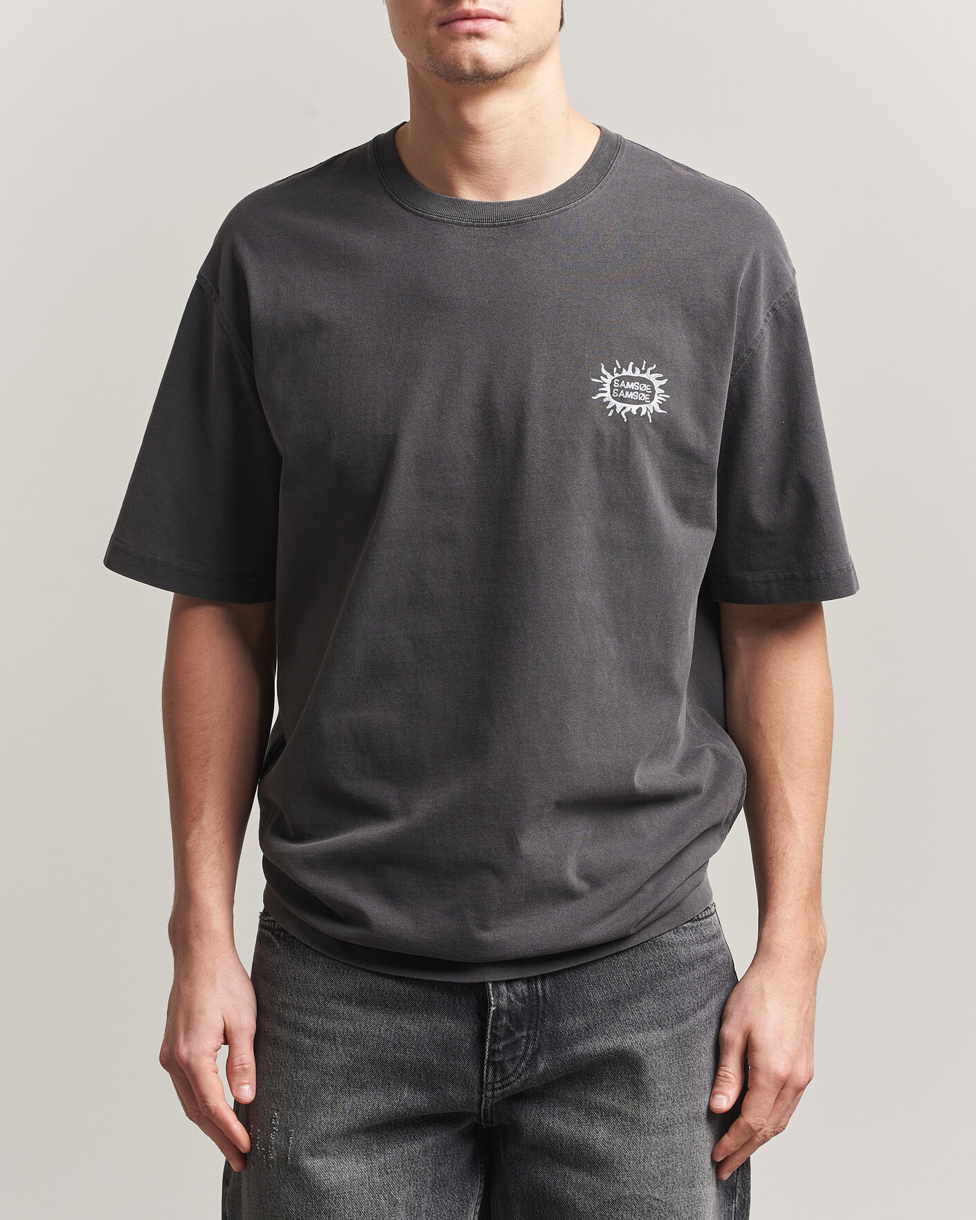 Homme | T-shirts | Samsøe Samsøe | Gergei Printed Crew Neck T-Shirt Washed Black
