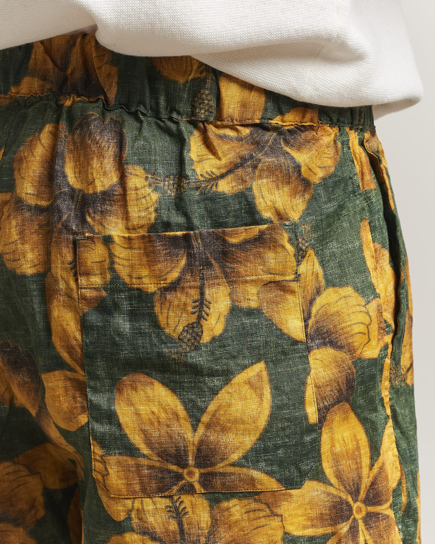 Homme | Shorts | Stenströms | Flower Printed Linen Shorts Green