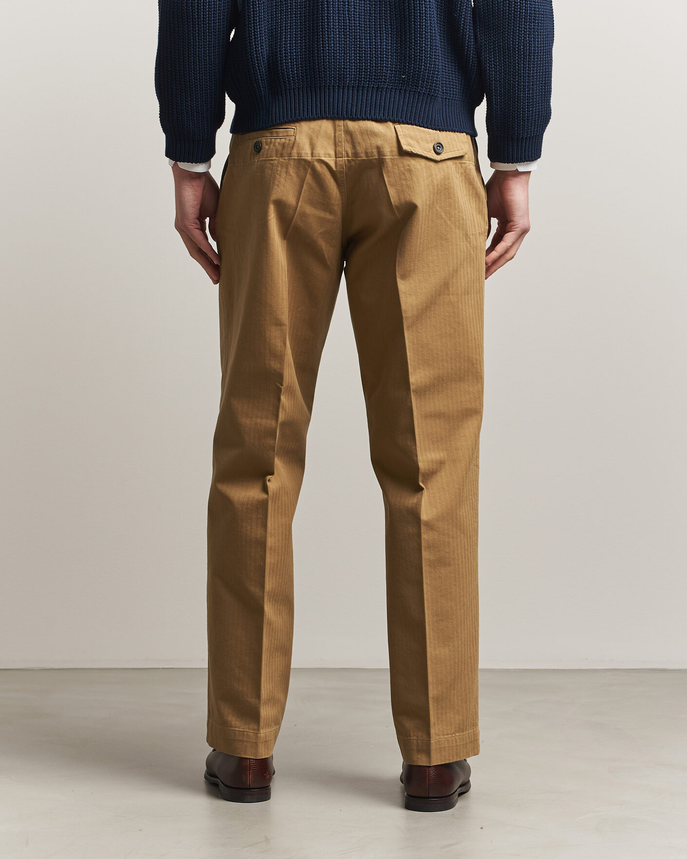 Homme | Pantalons | Drake's | Herringbone Wide Leg Chino Khaki