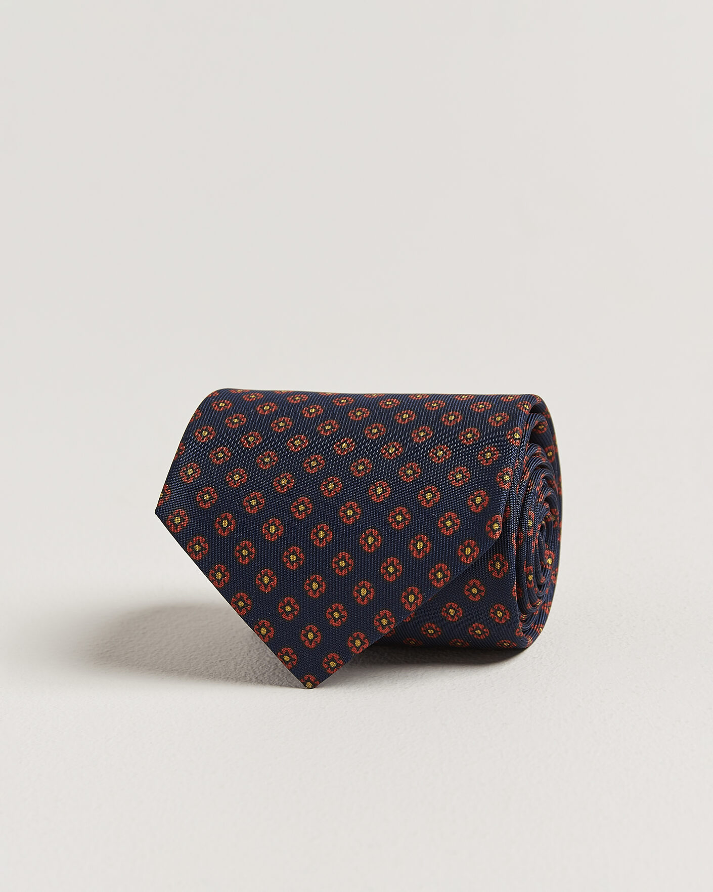 Homme | Drake's Square Flowers Pattern Silk Tie Navy | Drake's | Square Flowers Pattern Silk Tie Navy