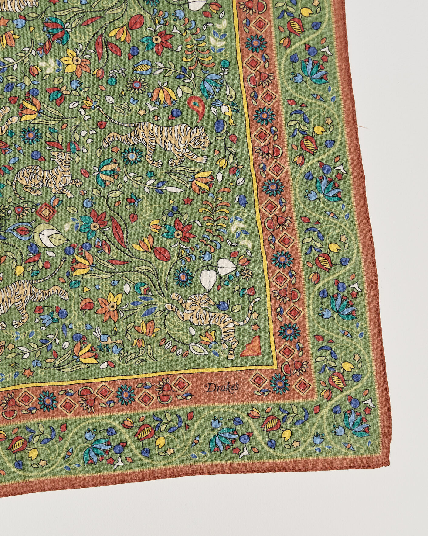 Homme | Écharpes | Drake's | Tiger Garden Wool/Silk Bandana Green