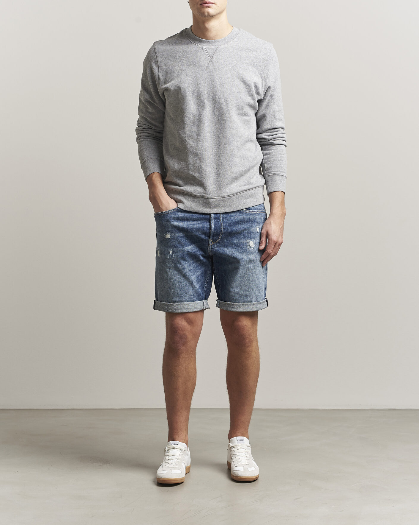 Homme | Shorts | Replay | RBJ981 Shredded Denim Shorts Medium Blue