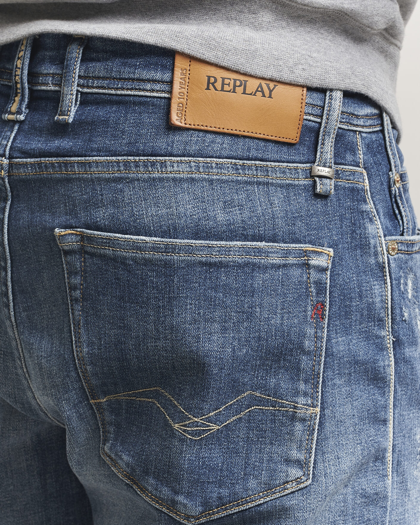 Homme | Shorts | Replay | RBJ981 Shredded Denim Shorts Medium Blue