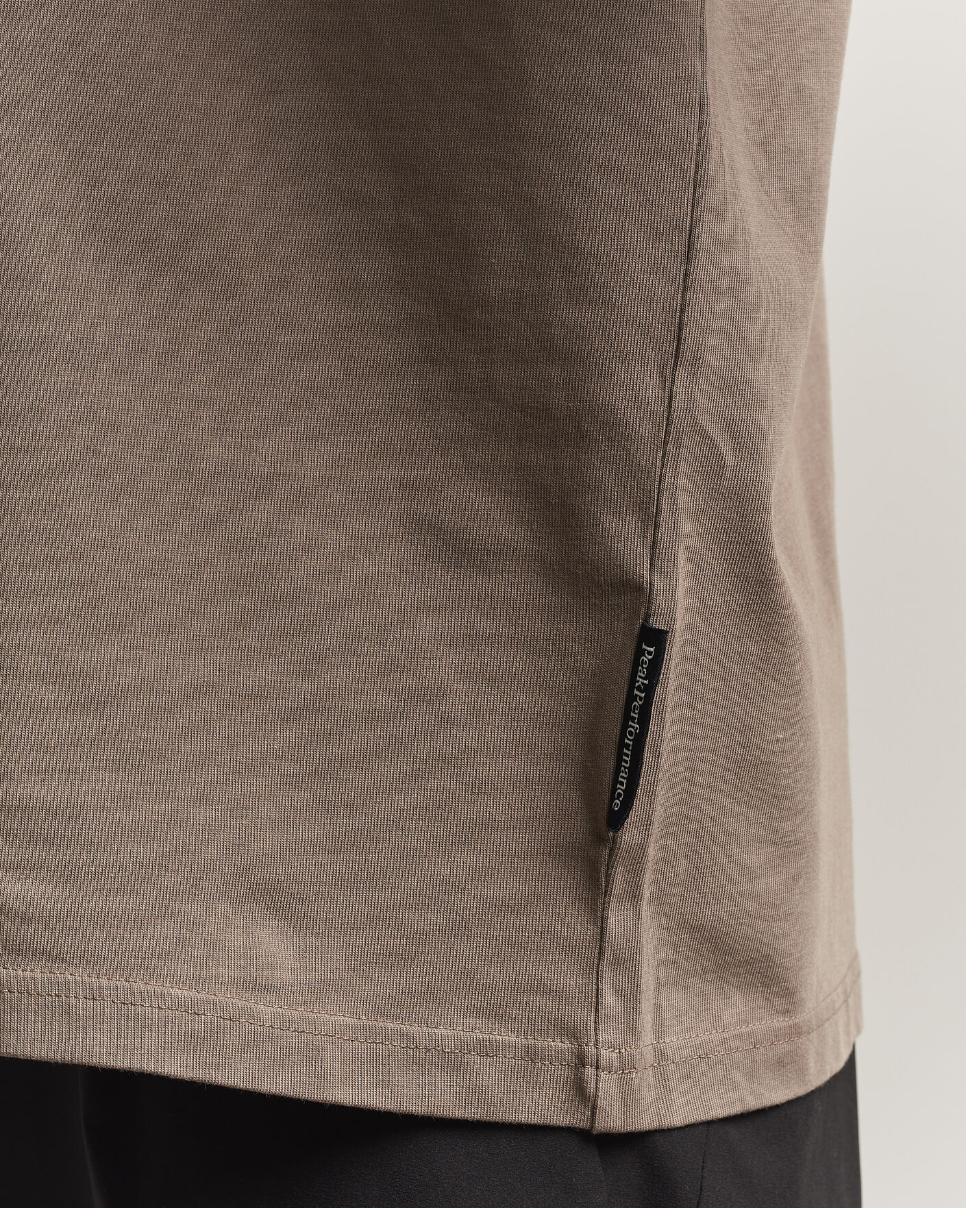 Homme | T-shirts | Peak Performance | Heavy Cotton T-Shirt Terrian Tan