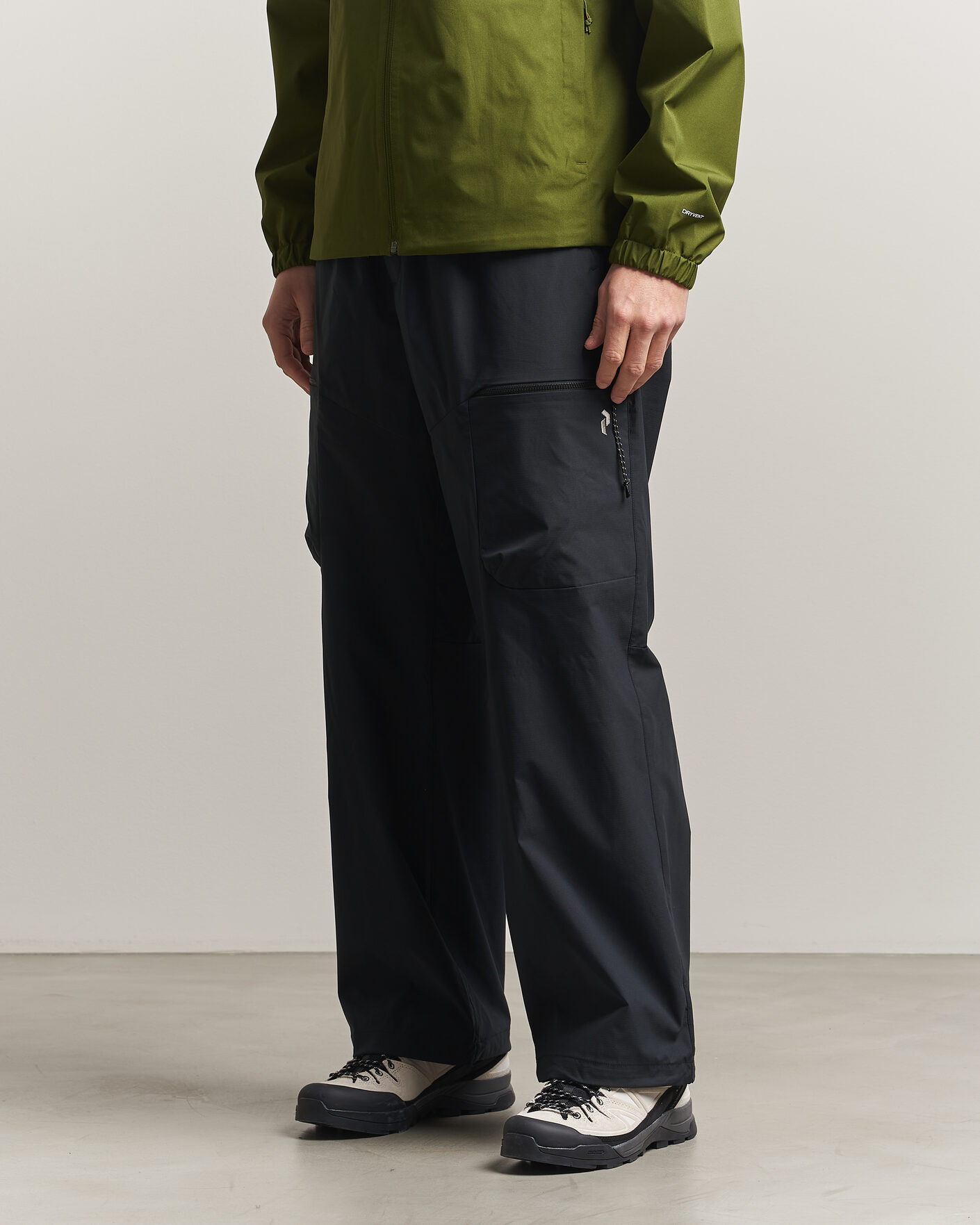 Homme | Pantalons | Peak Performance | Outdoor Cargo Pants Black