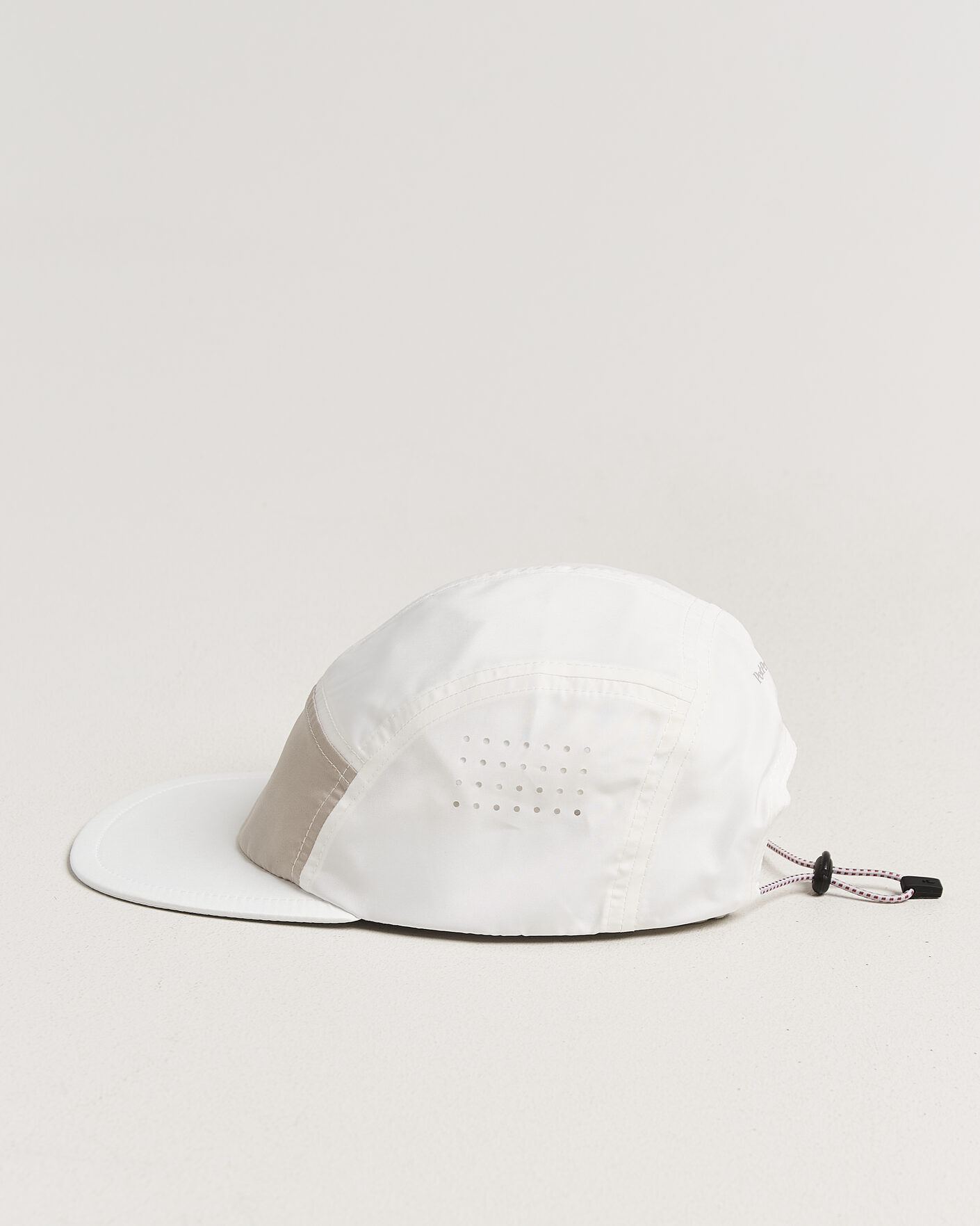 Homme | Bobs Et Casquettes | Peak Performance | Lightweight Cap White/Sand Fog