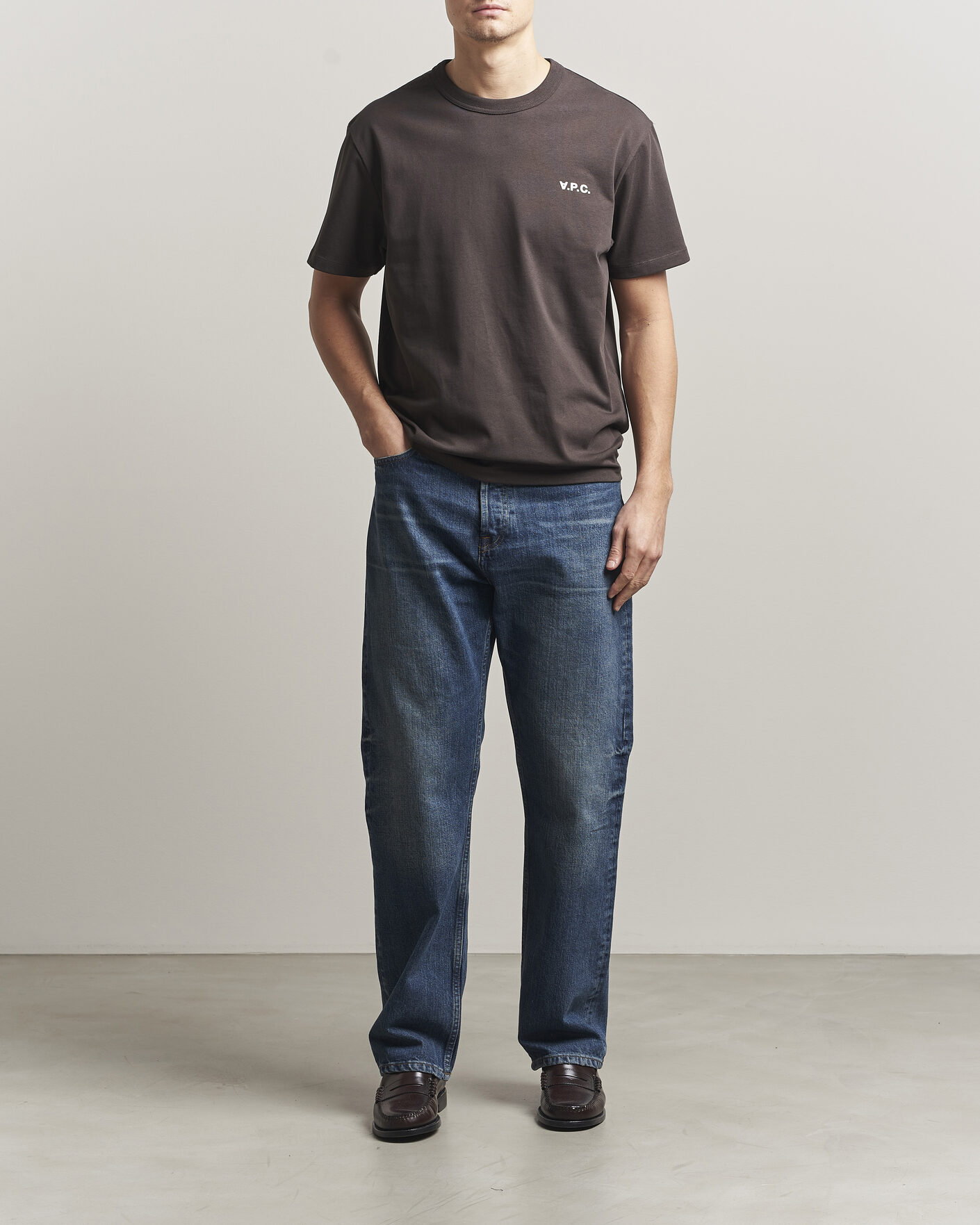 Homme | T-shirts | A.P.C. | Boxy Fit Petit VPC T-Shirt Ecru Brown