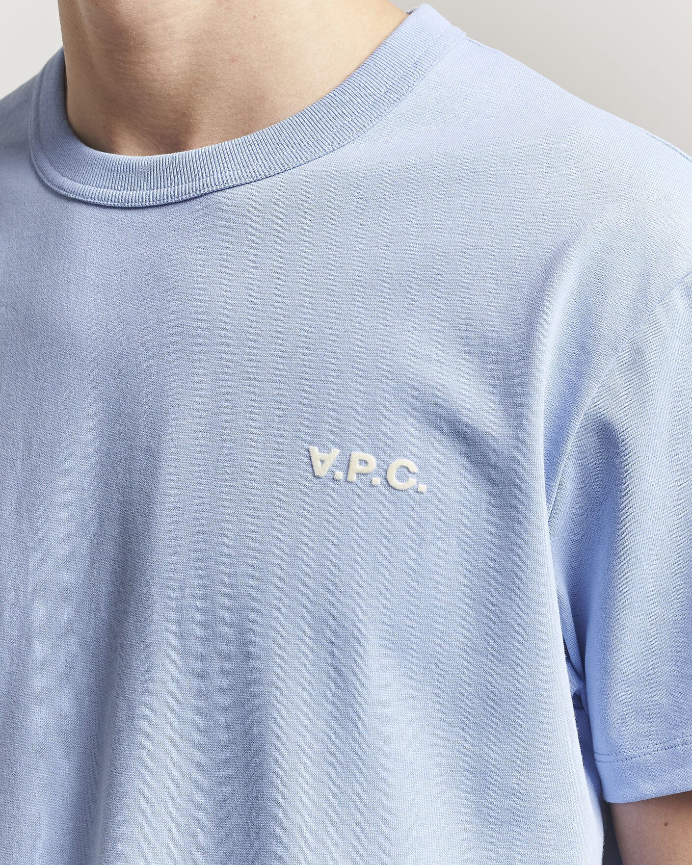 Homme | T-shirts | A.P.C. | Boxy Fit Petit VPC T-Shirt Light Blue