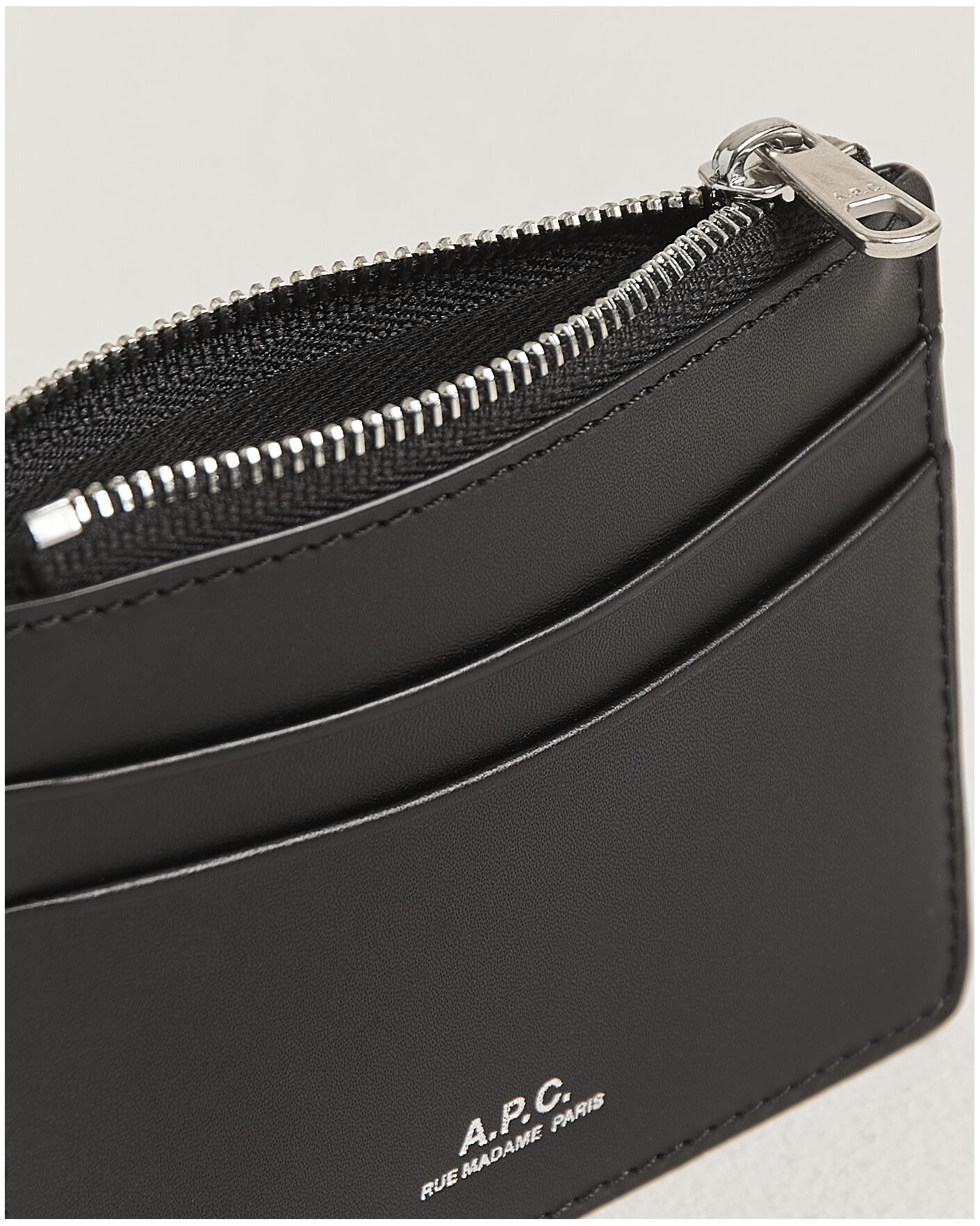 Homme | Portefeuilles | A.P.C. | Zip Calf Leather Card Holder Black