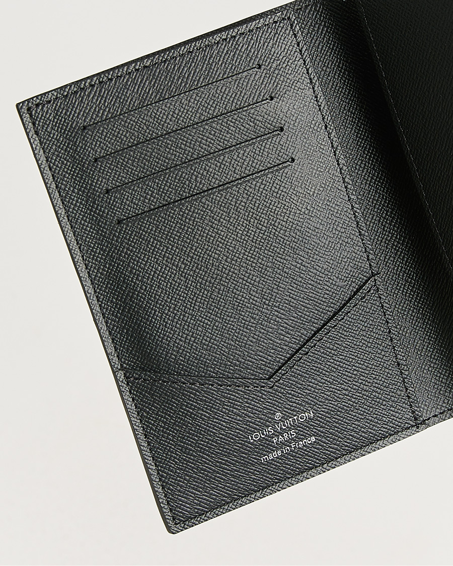Homme | Pre-Owned & Vintage Bags | Louis Vuitton Pre-Owned | Passport Cover Monogram Eclipse