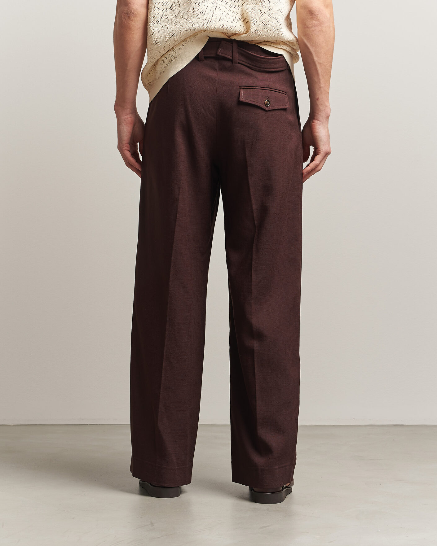 Homme | Pantalons | Drôle de Monsieur | Viscose Pleated Trousers Brown