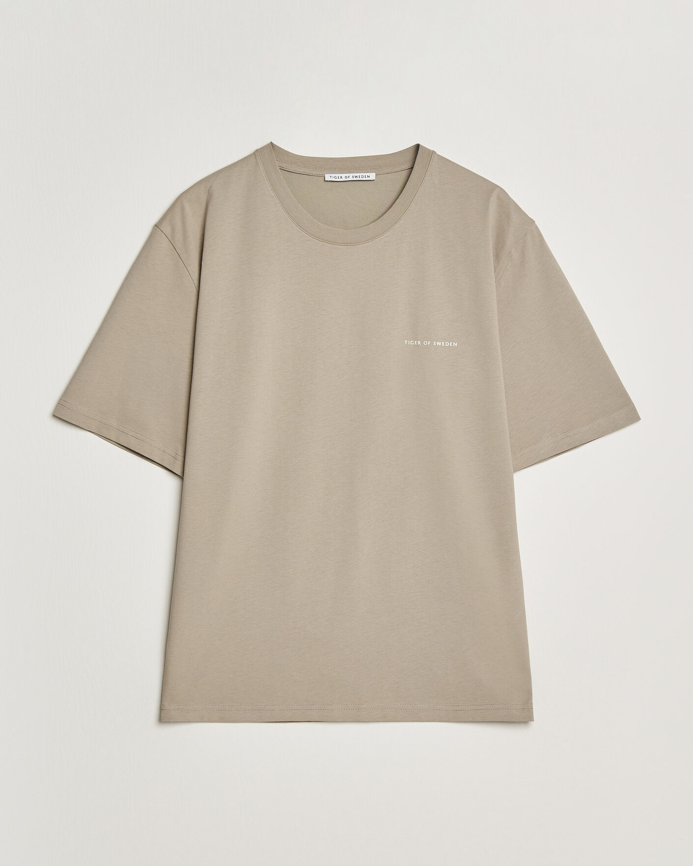 Homme | T-shirts | Tiger of Sweden | Pro Logo Crew Neck T-Shirt Artichoke Grey