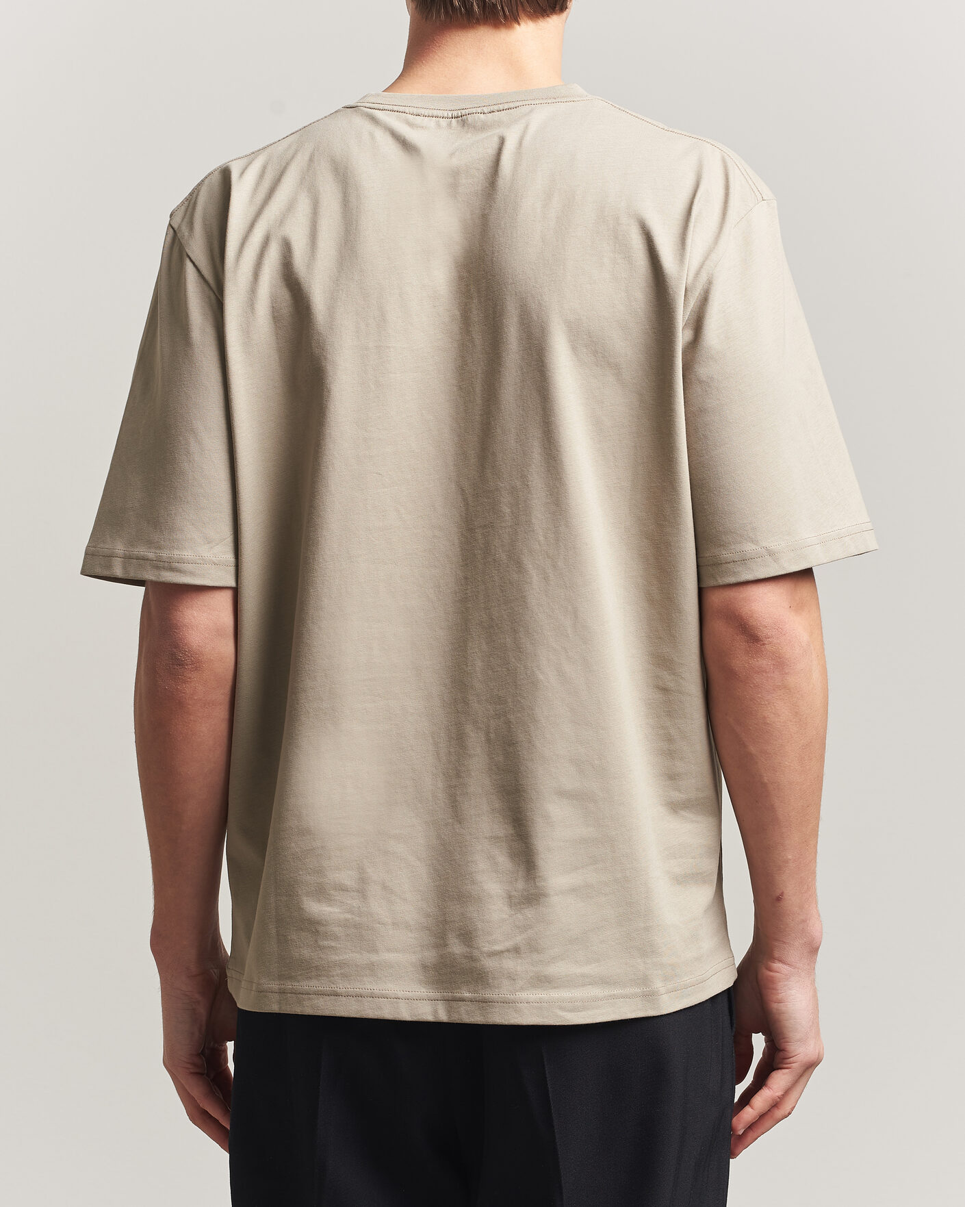 Homme | T-shirts | Tiger of Sweden | Pro Logo Crew Neck T-Shirt Artichoke Grey