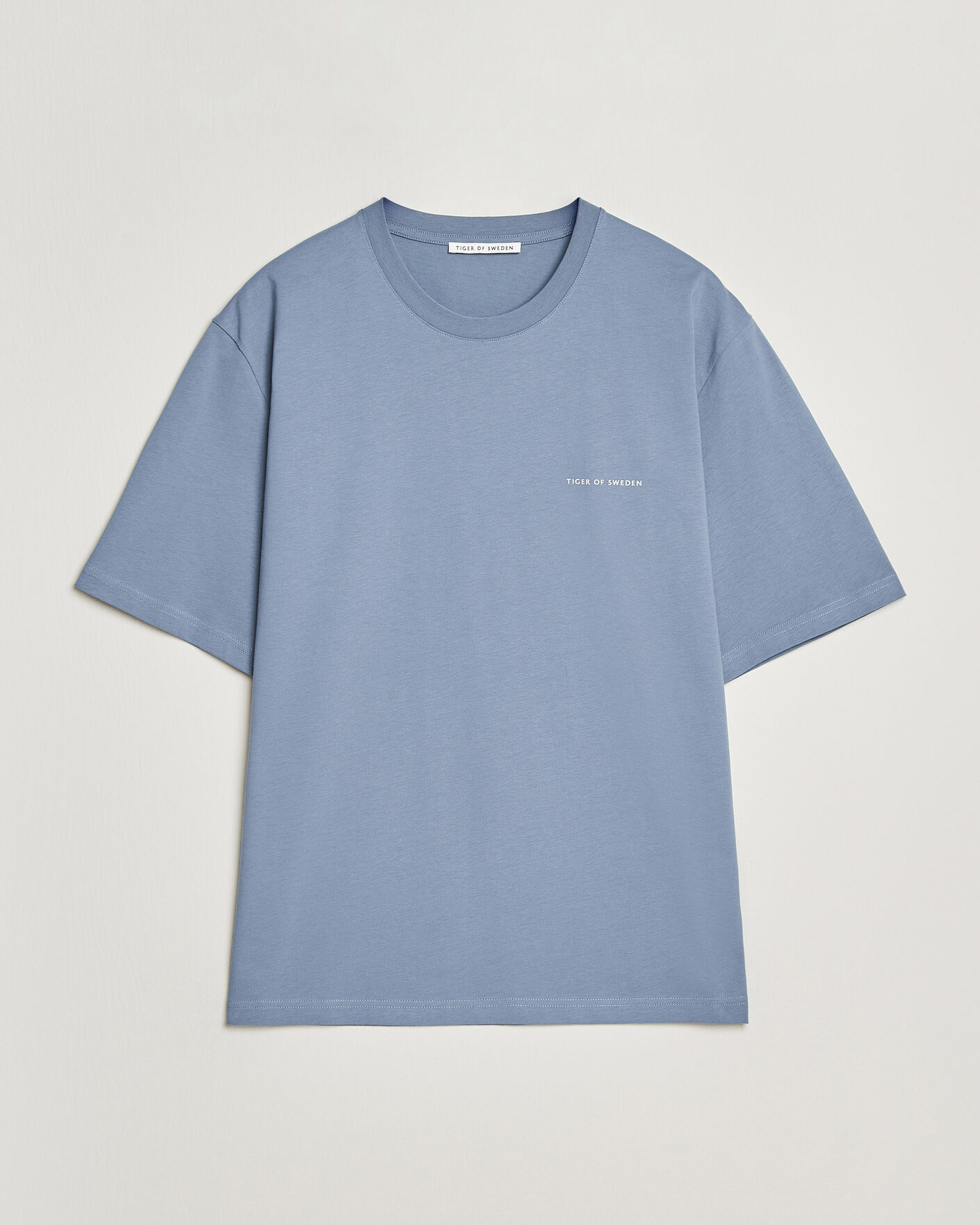 Homme | T-shirts | Tiger of Sweden | Pro Logo Crew Neck T-Shirt Dull Blue