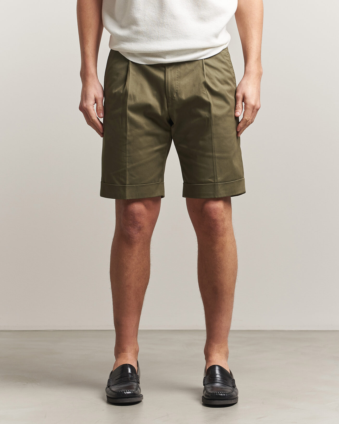Homme | Shorts | Tiger of Sweden | Tenut Cotton Chino Shorts Kalamata Green