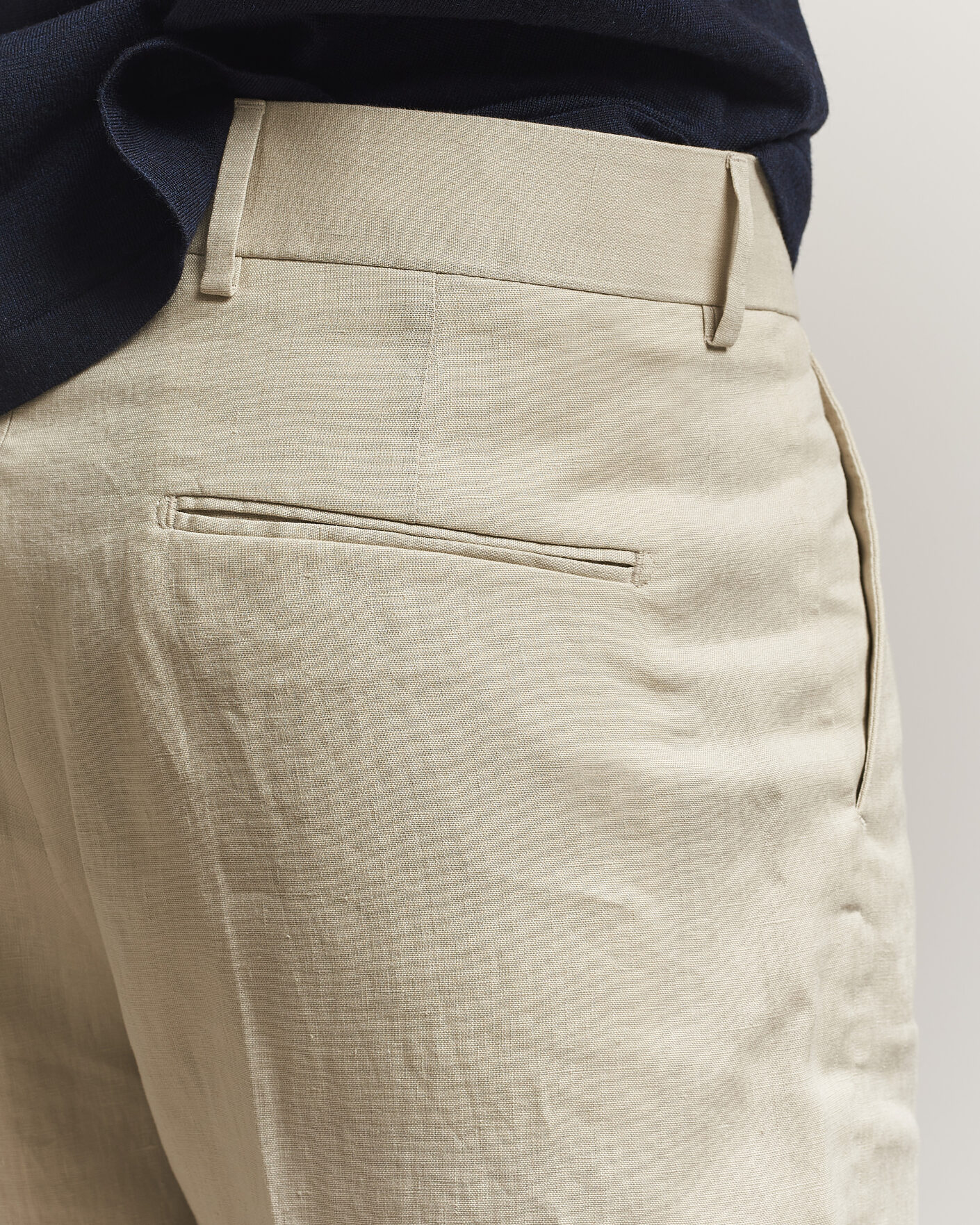 Homme | Shorts | Tiger of Sweden | Troy Pleated Linen Shorts Cream Sand