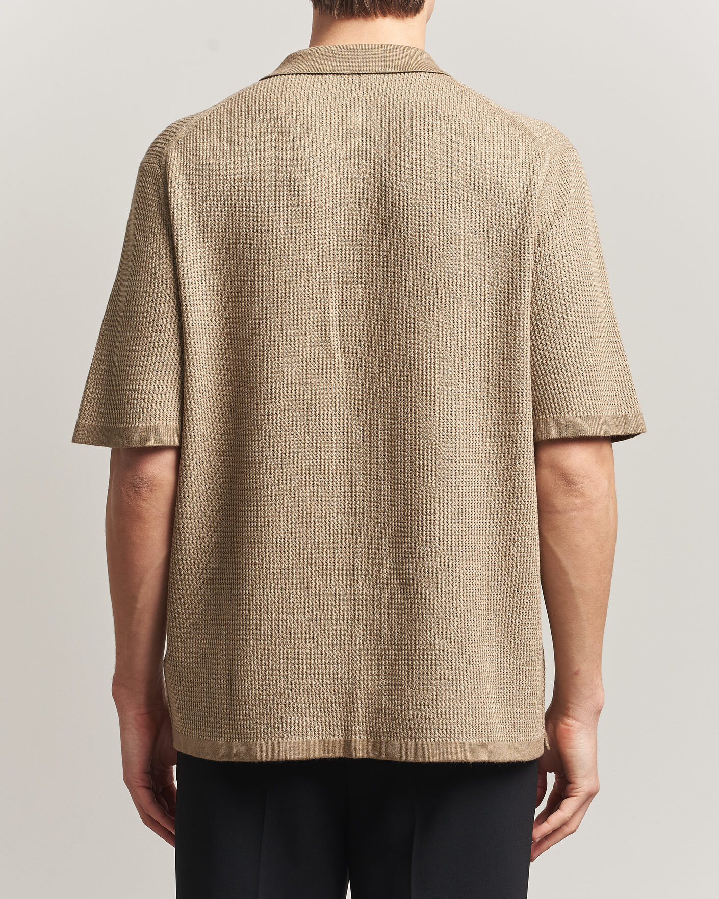 Homme | Chemises | Tiger of Sweden | River Knitted Short Sleeve Shirt Umber Brown