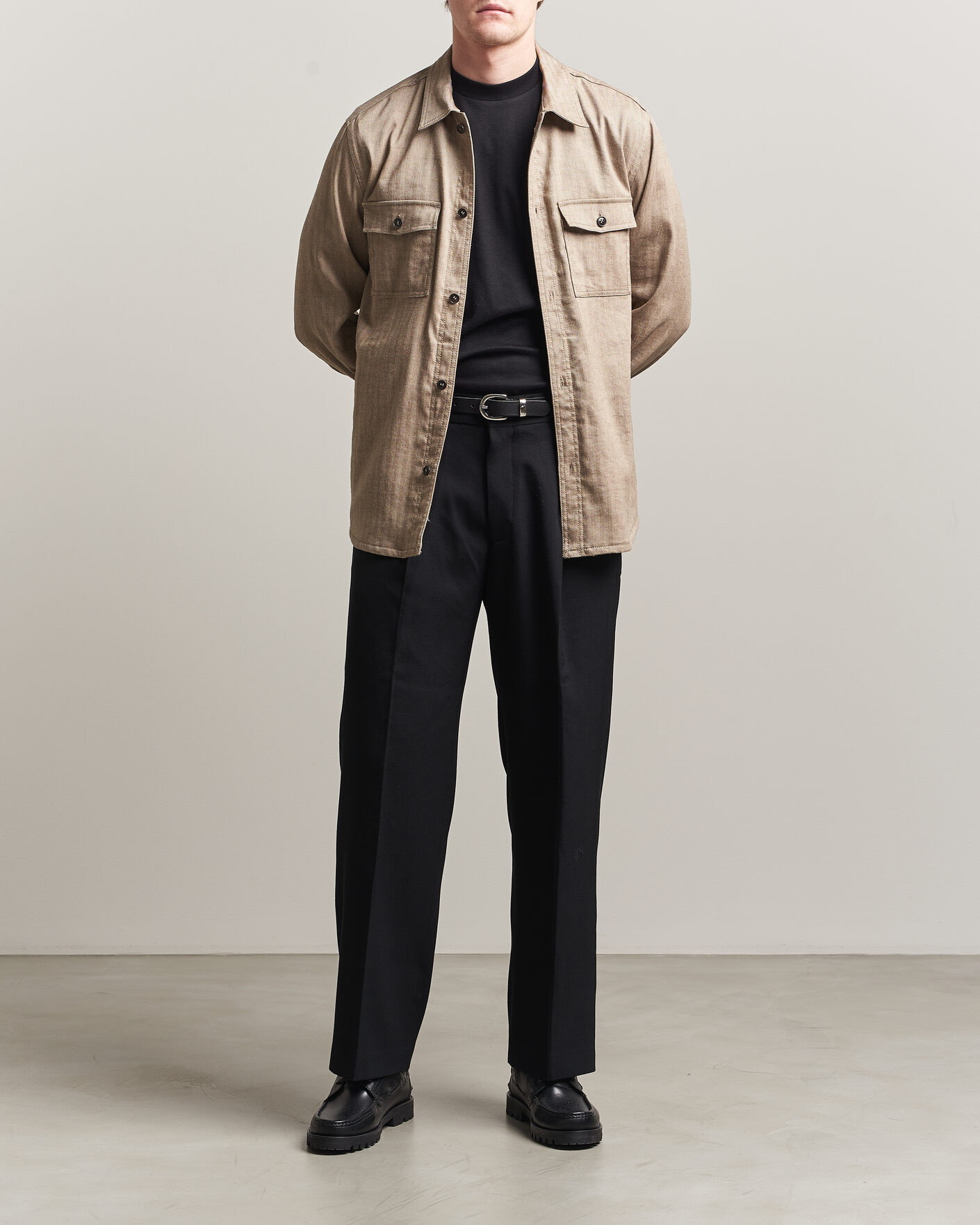 Homme | Chemises | Tiger of Sweden | Bishop Linen Overshirt Vintage Beige