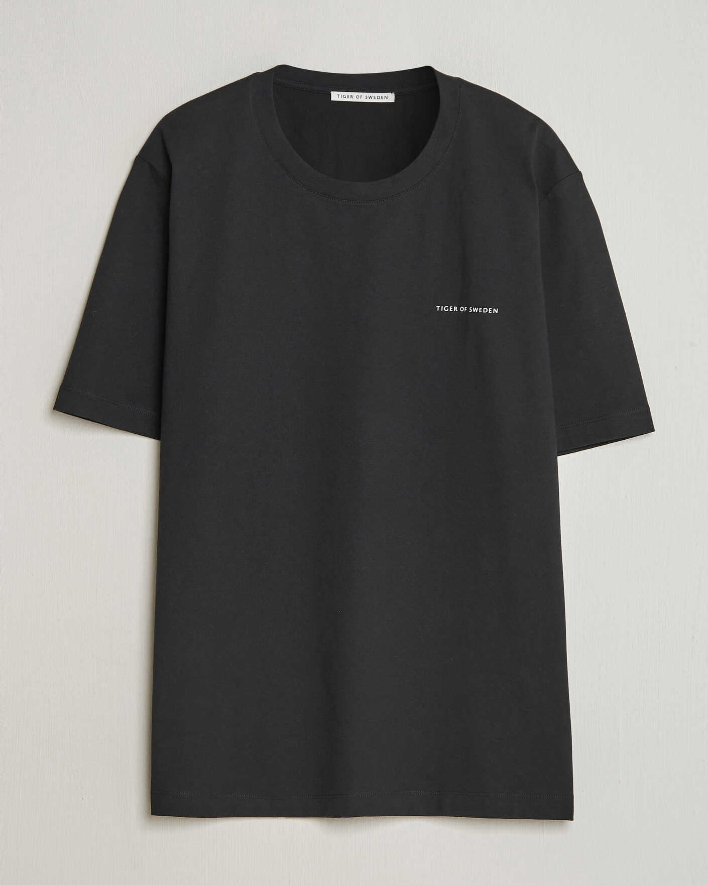 Homme | T-shirts | Tiger of Sweden | Pro Cotton Logo T-Shirt Black