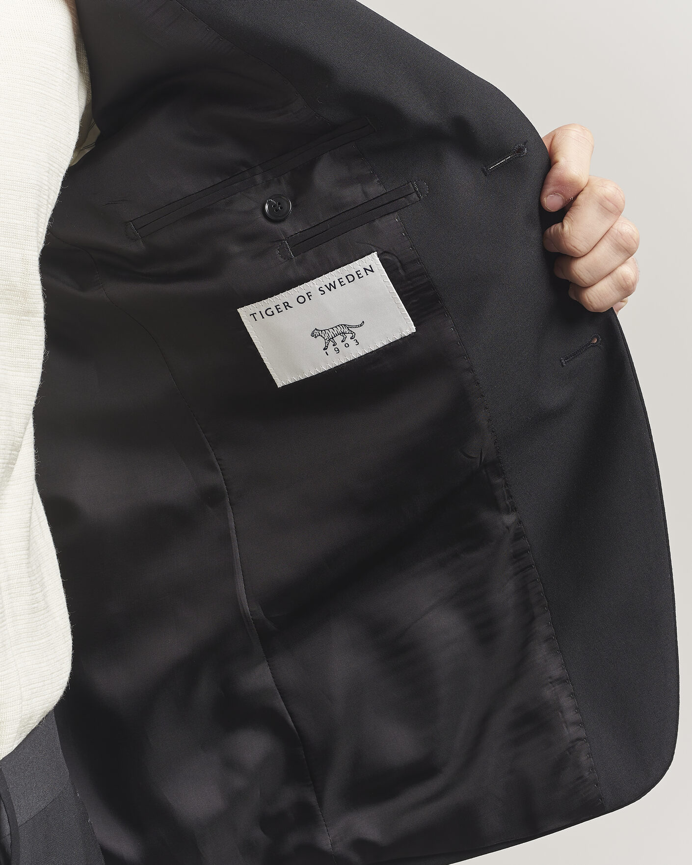 Homme | Blazers | Tiger of Sweden | Jamie Wool Travel Suit Blazer Black