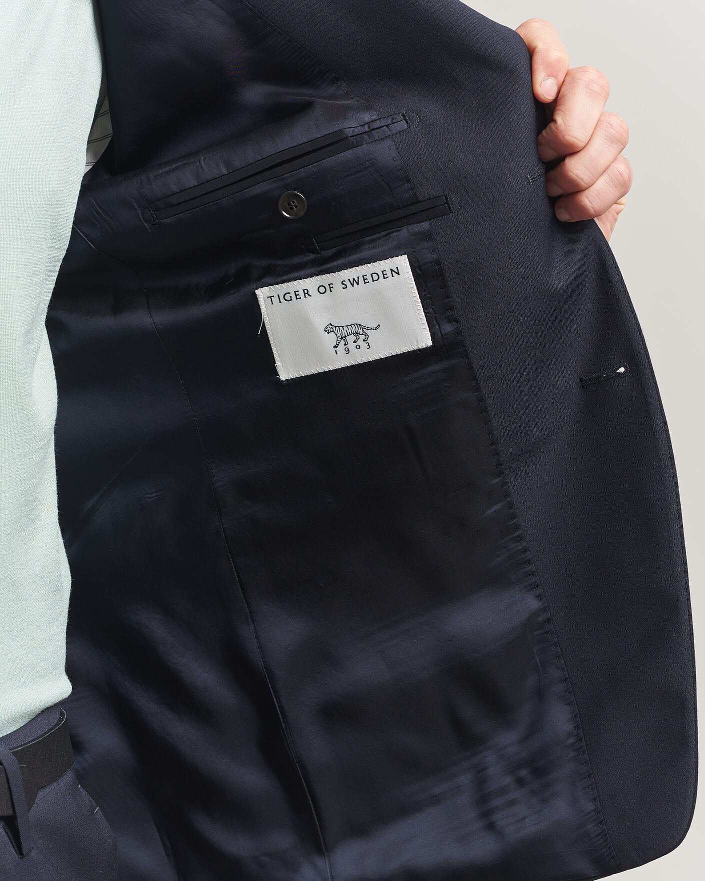 Homme | Blazers | Tiger of Sweden | Jamie Wool Travel Suit Blazer Dark Ink