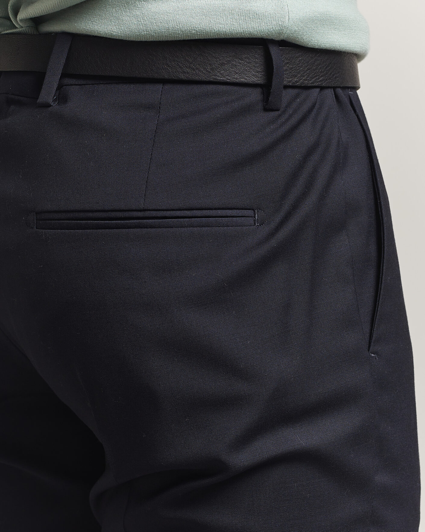Homme | Pantalons | Tiger of Sweden | Tenuta Wool Travel Suit Trousers Dark Ink
