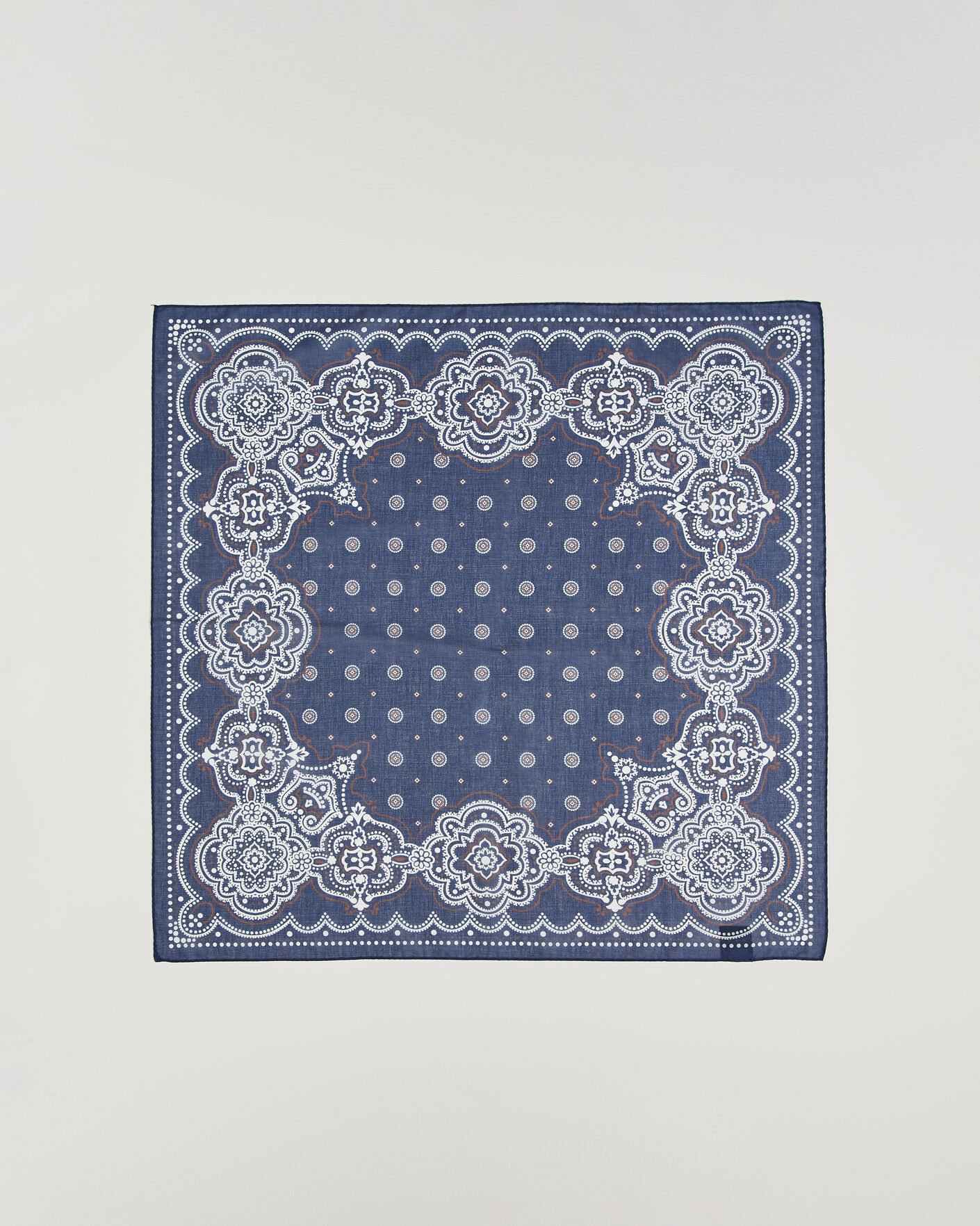 Homme | Écharpes | Amanda Christensen | Cotton Voilé Medallion Bandana Navy