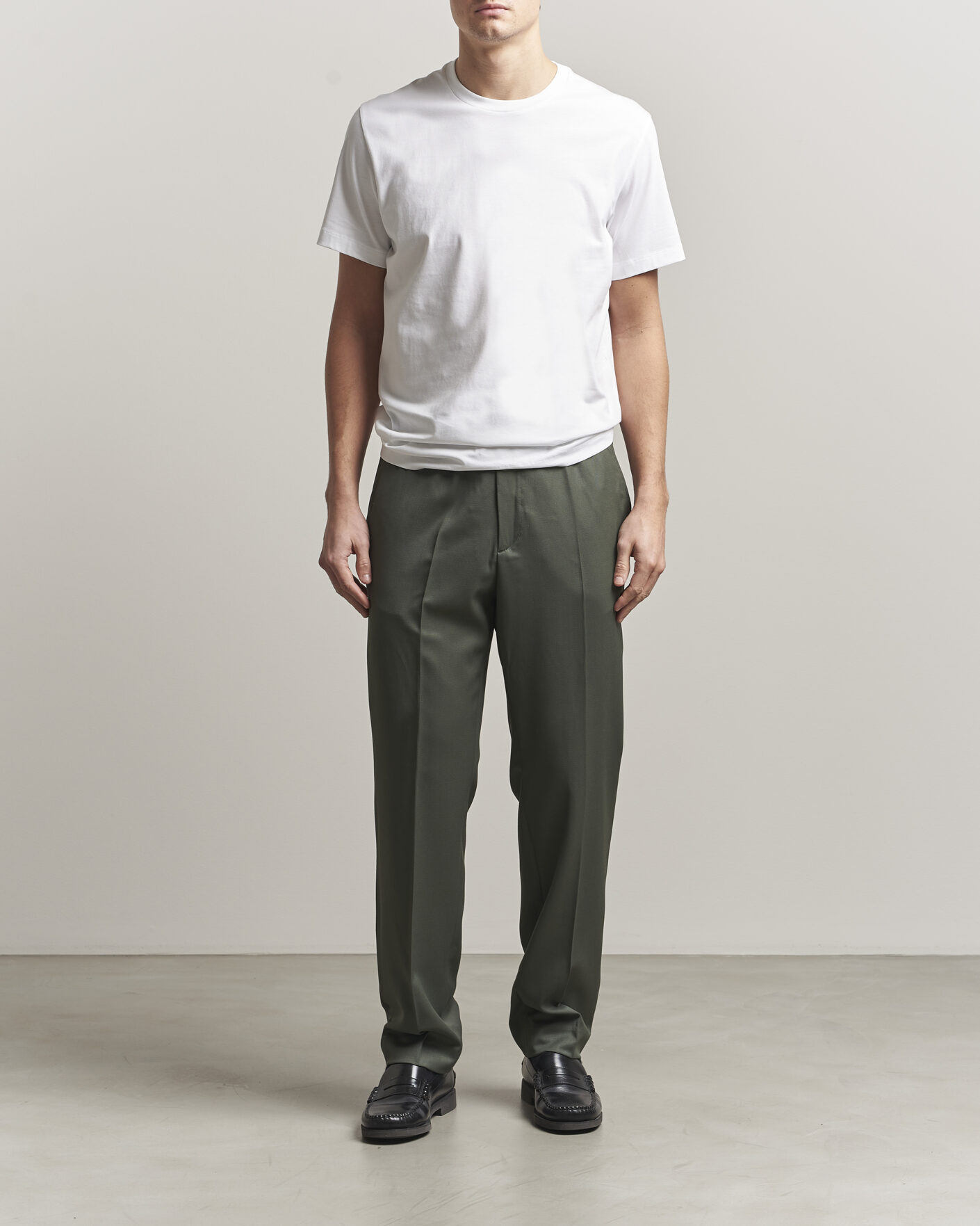 Homme | Pantalons | Filippa K | Theo Relaxed Wool Trousers Grey Green