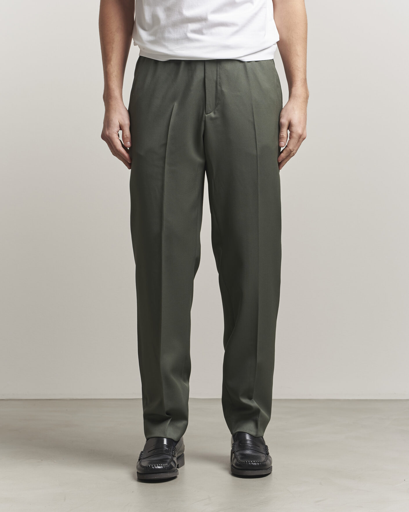Homme | Pantalons | Filippa K | Theo Relaxed Wool Trousers Grey Green