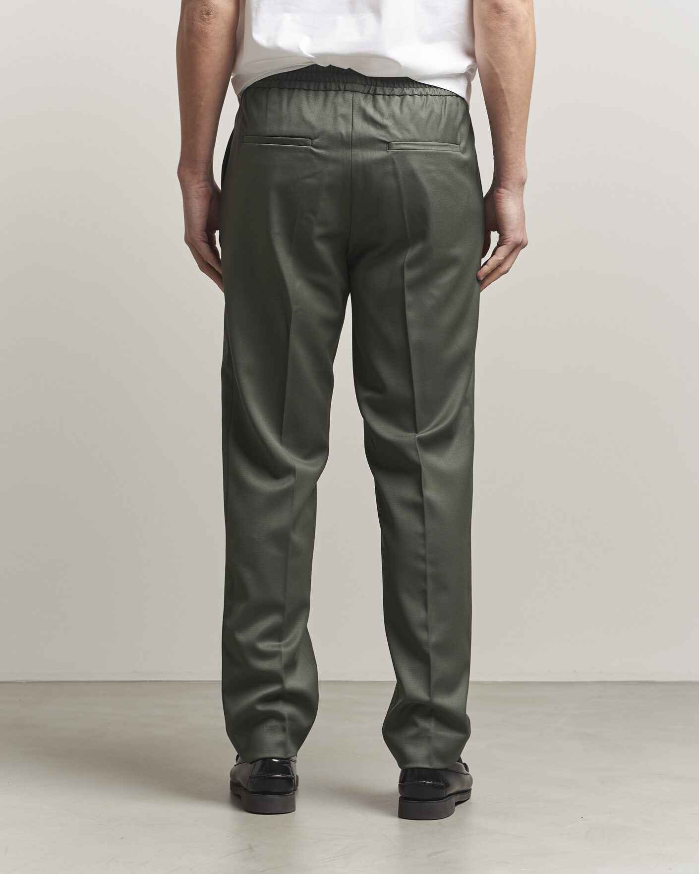 Homme | Pantalons | Filippa K | Theo Relaxed Wool Trousers Grey Green
