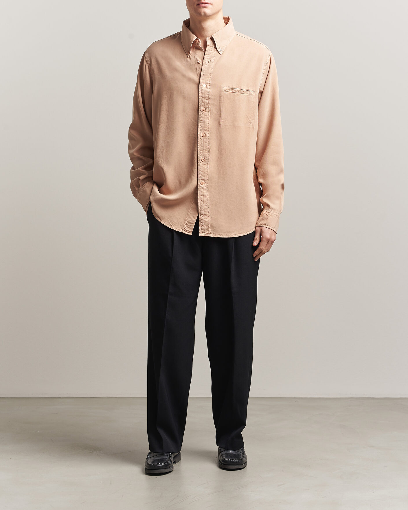 Homme | Chemises | Filippa K | Zack Lyocell Shirt Beige