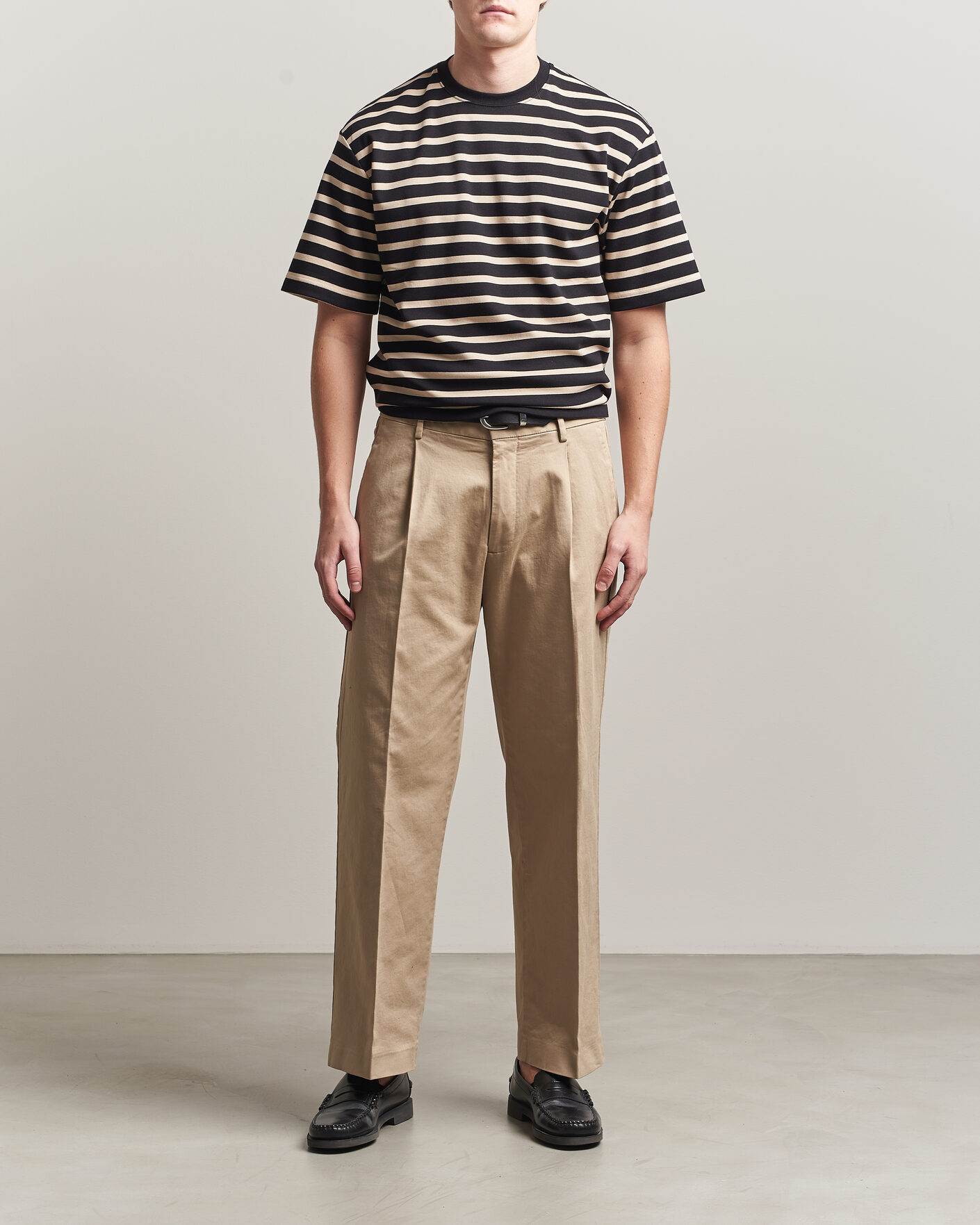 Homme | T-shirts | Filippa K | Striped Crew Neck T-Shirt Black/Pearl