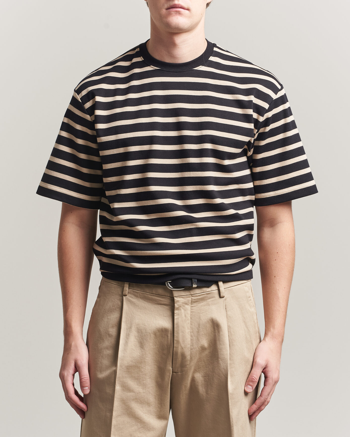 Homme | T-shirts | Filippa K | Striped Crew Neck T-Shirt Black/Pearl