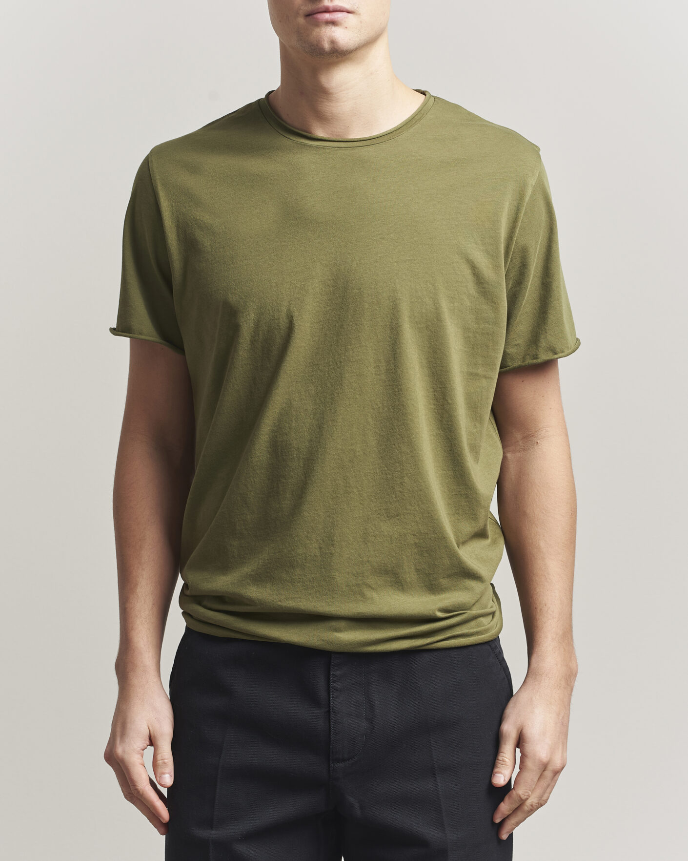 Homme | T-shirts | Filippa K | Roll Neck Crew Neck T-Shirt Laurel Green