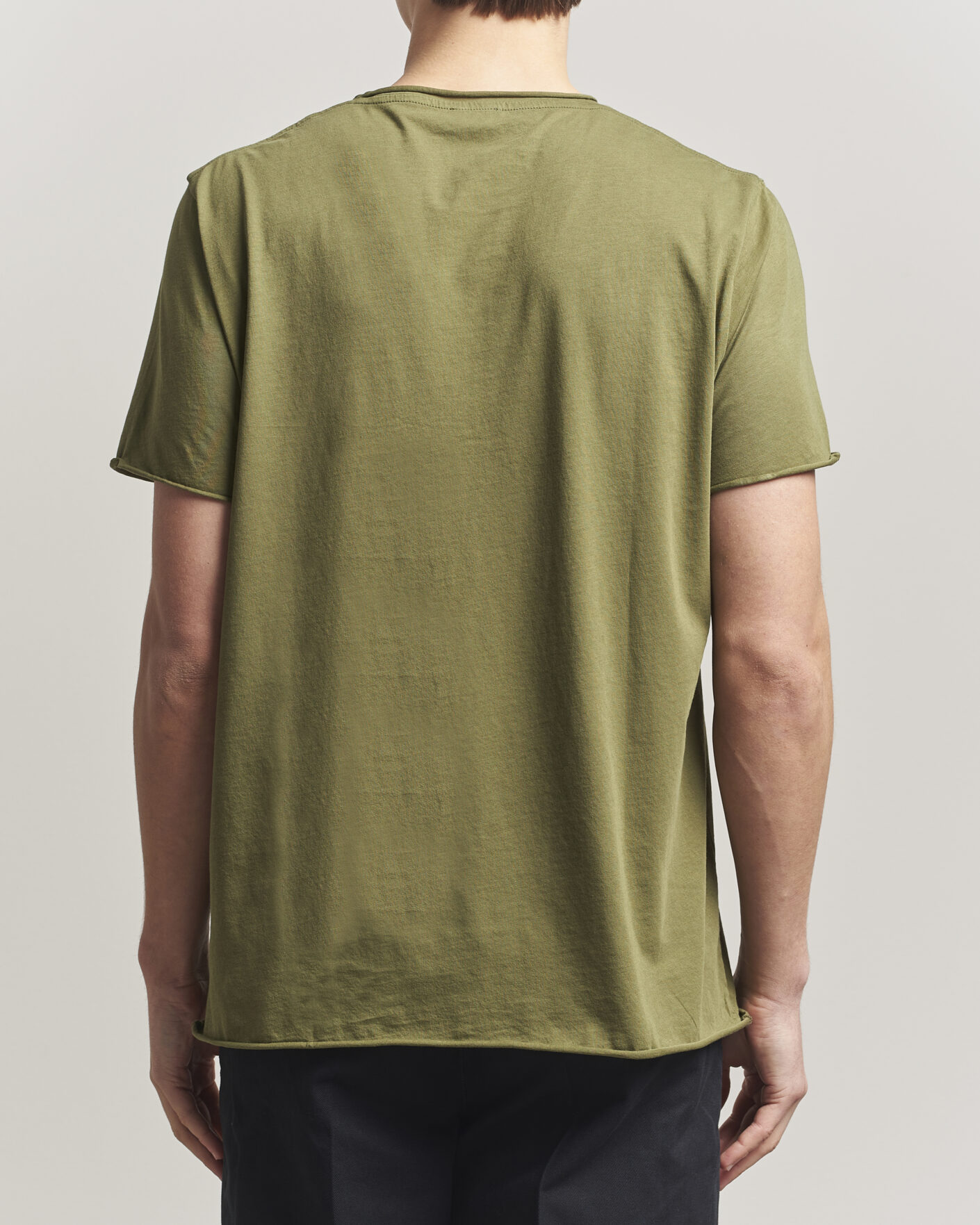 Homme | T-shirts | Filippa K | Roll Neck Crew Neck T-Shirt Laurel Green