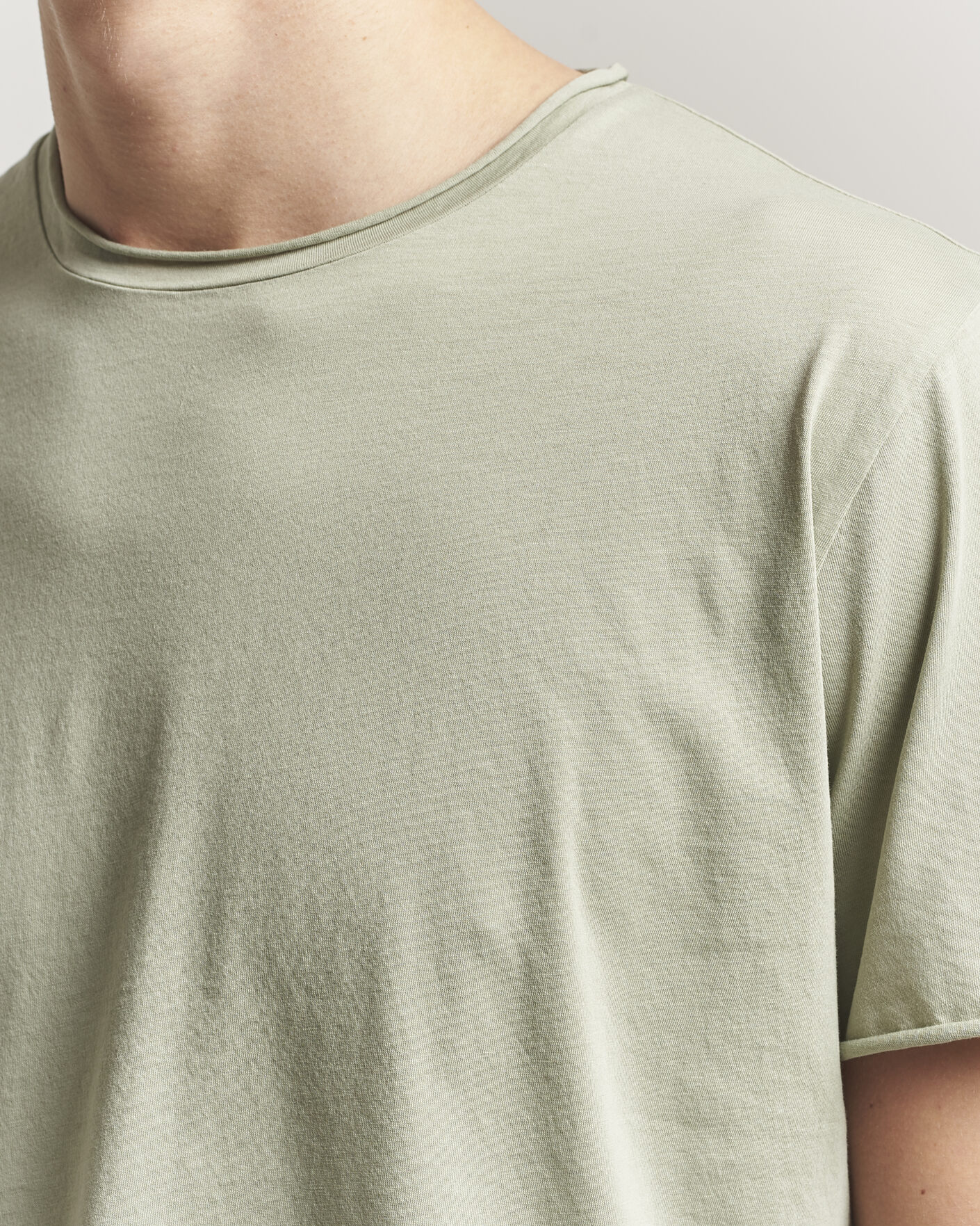 Homme | T-shirts | Filippa K | Roll Neck Crew Neck T-Shirt Light Green