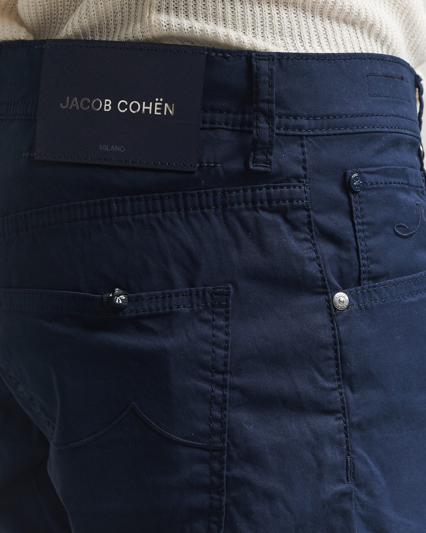 Homme | Shorts | Jacob Cohën | Nicolas Cotton Gabardine Shorts Navy