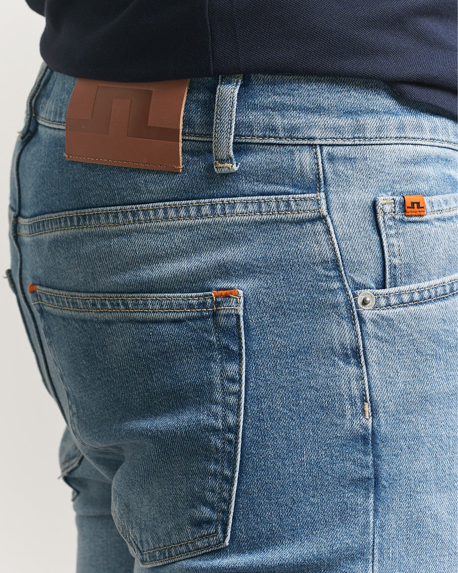 Homme | Jeans | J.Lindeberg | Jax Light Wash Slim Jeans Light Blue