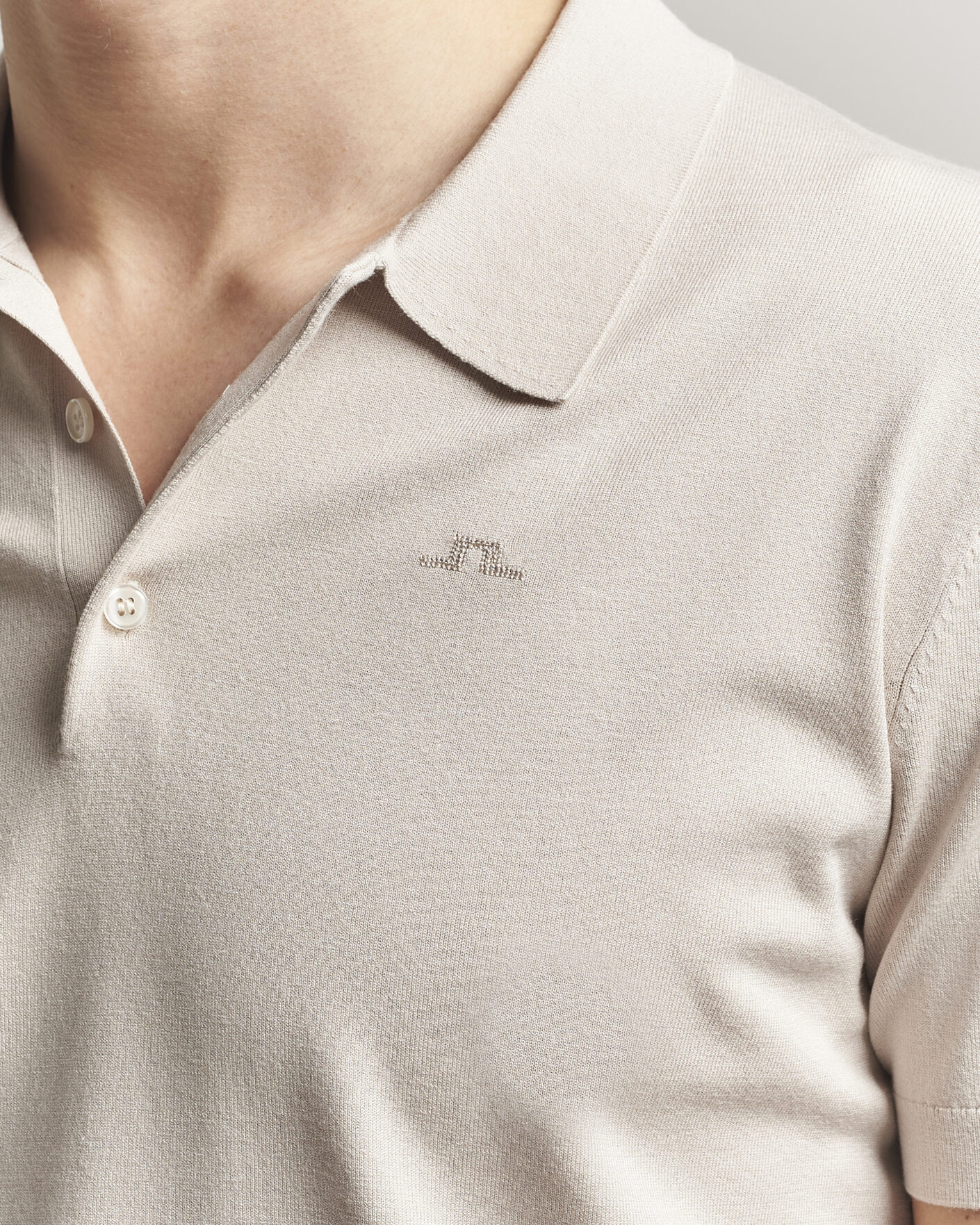 Homme | Polos | J.Lindeberg | Ridge Knitted Polo Moonbeam