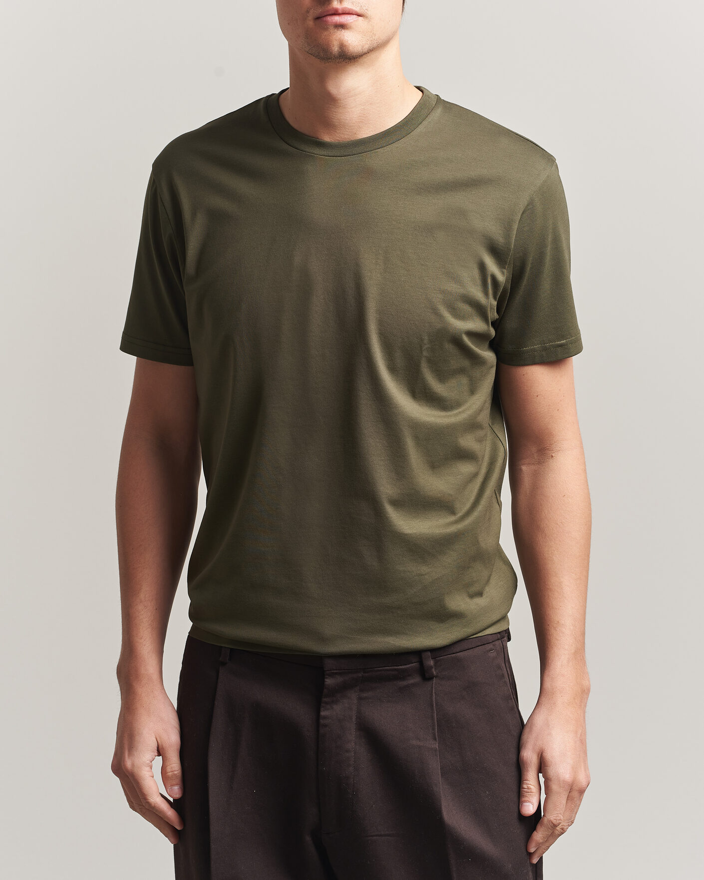 Homme | T-shirts | Sunspel | Riviera Midweight T-Shirt Deep Olive