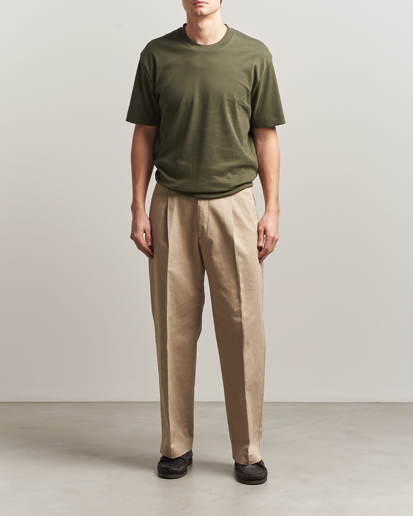 Homme | T-shirts | Sunspel | Heavy Weight Supima Cotton T-Shirt Deep Olive