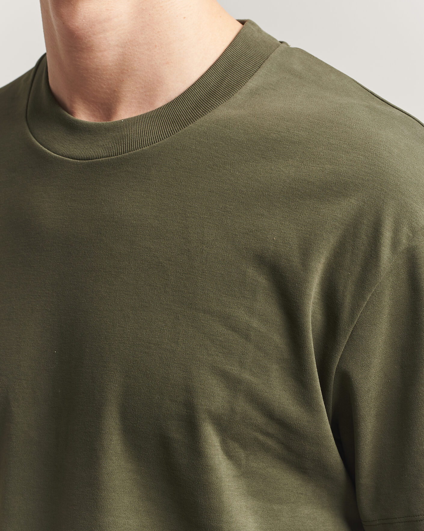 Homme | T-shirts | Sunspel | Heavy Weight Supima Cotton T-Shirt Deep Olive