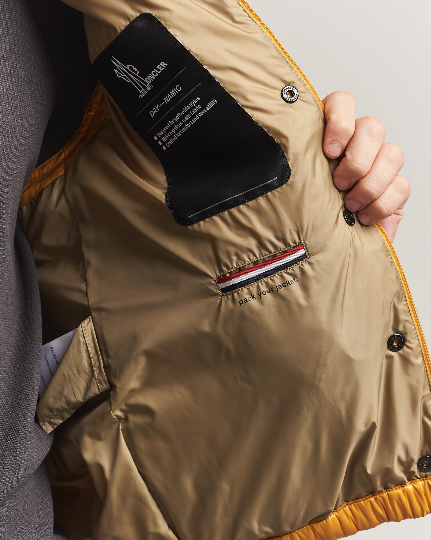 Homme | Gilets | Moncler Grenoble | Uychi Down Vest Yellow