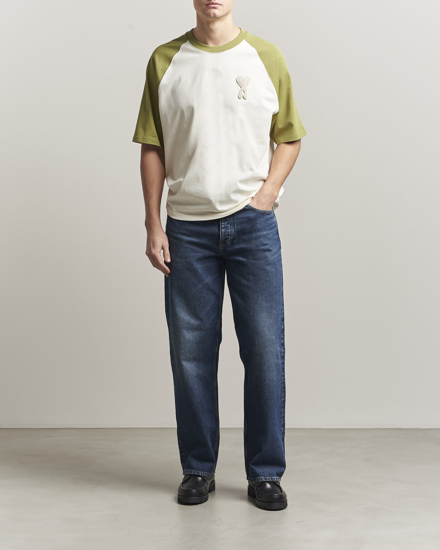 Homme | T-shirts | AMI | Knitted Heart Logo T-Shirt Creme/Matcha