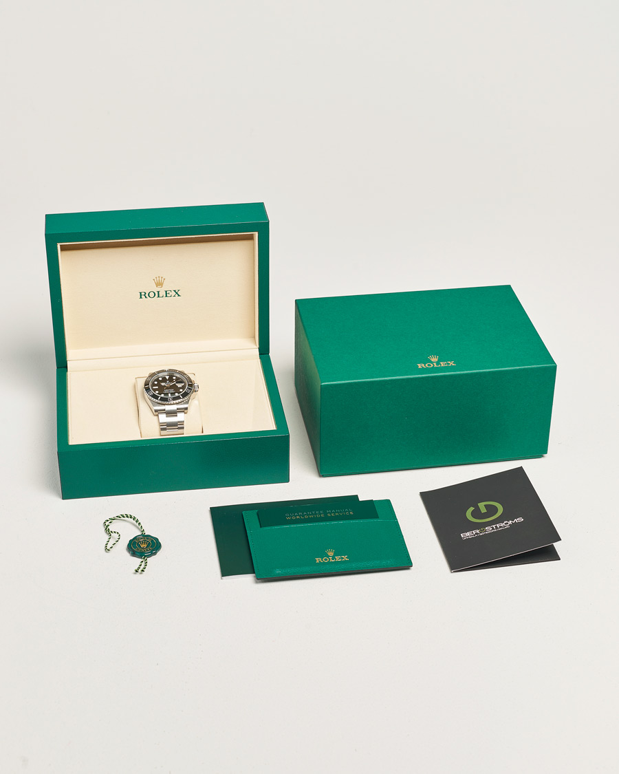 Homme | Rolex Pre-Owned Submariner Date | Rolex Pre-Owned | Submariner Date
